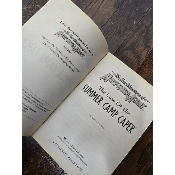 Vintage The New Adventures of Mary-kate & Ashley The Case of the Summer Camp Cap - Picture 3 of 7